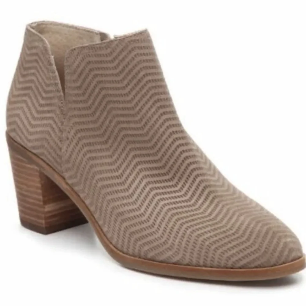 Lucky Brand Womens Pickla Ankle Suede-covered Heels Boots shoes sz 8M
